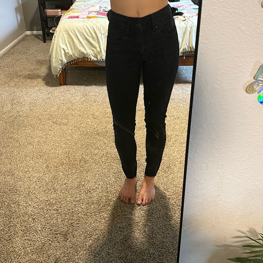 Black skinny jeans